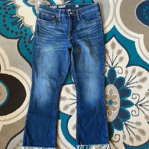 Like new J Crew Billie Demi boot crop jeans Sz 28
